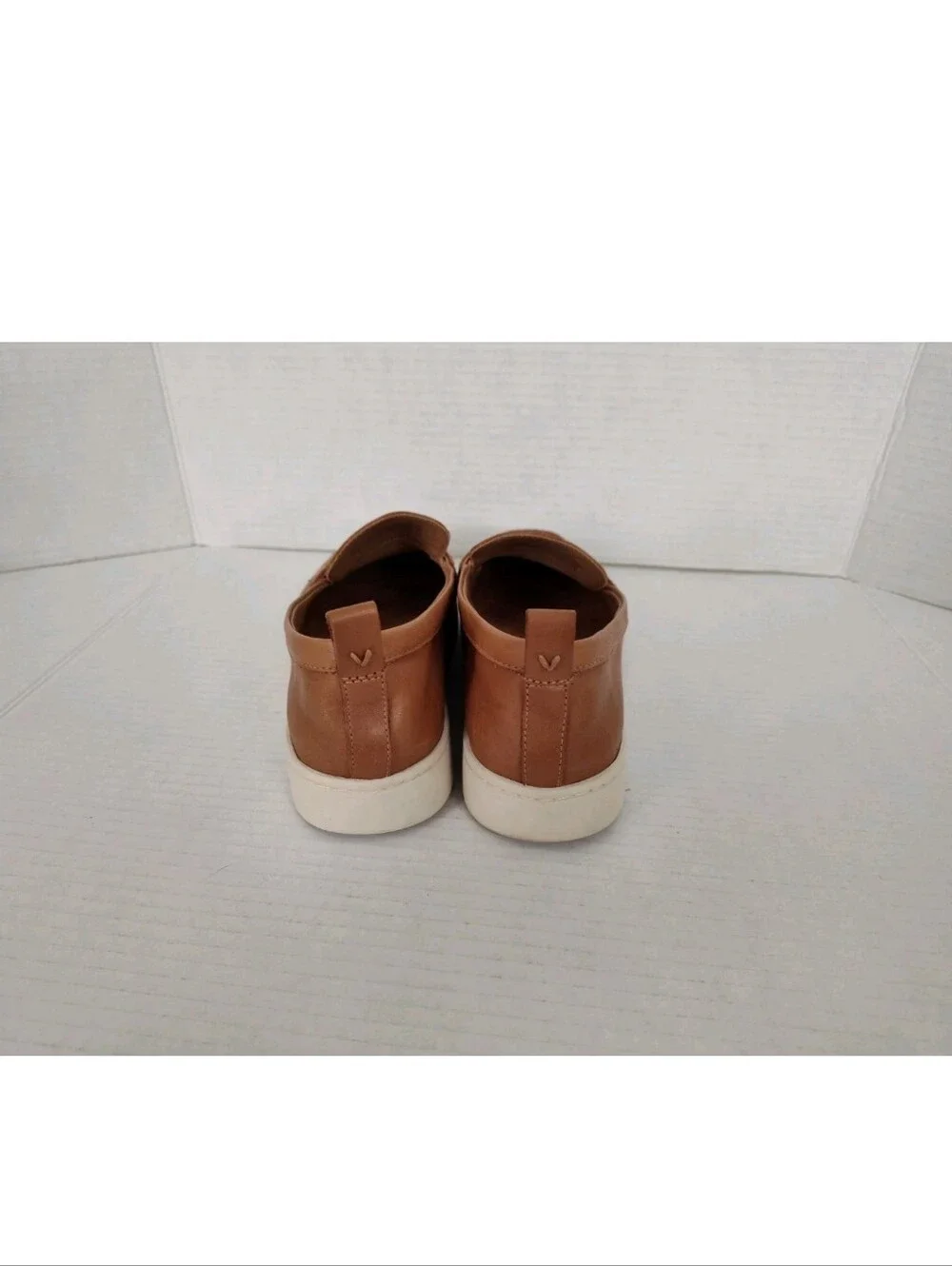 Vionic Uptown Loafers Camel Tan Leather Shoes Women's Size 8.5 Slip on